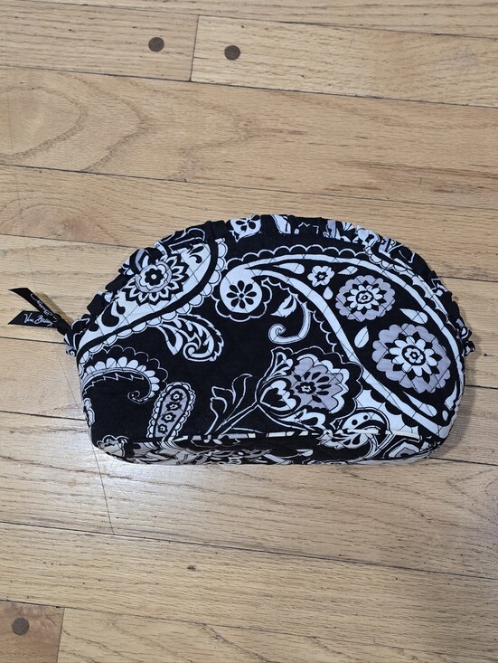 Vera Bradley Handbags - Vera Bradley Ruffled Cosmetic Bag Midnight Paisley Quilted Makeup Pouch